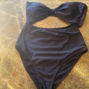 Strapless Cupshe Onepiece